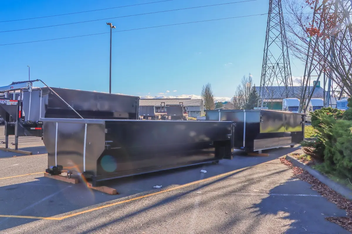 Professional dumpster rental and junk removal service in Galliano